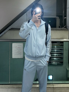 「アイテム（ジャージ）」を使った、0sd49d54385249uさん（メンズ・180cm）の春コーディネート
