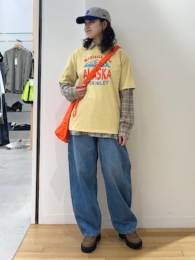 「アイテム（モカシン/デッキシューズ）」を使った、矢内さん（レディース・161cm）の夏コーディネート