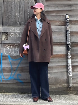 「アイテム（キャップ、パープル系）」を使った、矢内さん（レディース・161cm）の秋コーディネート