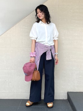 「サンダルに靴下」｜「アイテム（キャップ）」を使った、矢内さん（レディース・161cm）の夏コーディネート