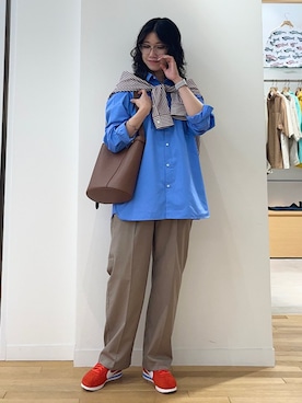 「VELETTO（ベレット）のVELETTO: ポシェット付き 3WAY ワンハンドル バケツ ショルダー バッグ（ショルダーバッグ）」を使った、矢内さん（レディース・161cm）の夏コーディネート