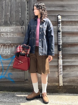 「シップス」｜「アイテム（モカシン/デッキシューズ）」を使った、矢内さん（レディース・161cm）の秋コーディネート