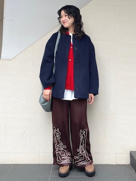 「アイテム（ノーカラーコート）」を使った、矢内さん（レディース・161cm）の秋コーディネート