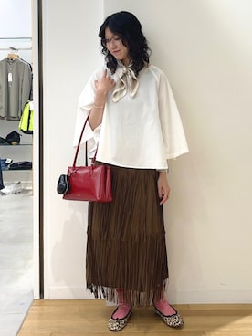 「アイテム（財布）」を使った、矢内さん（レディース・161cm）の夏コーディネート