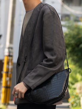 「アイテム（ノーカラージャケット）」を使った、YURAさん（メンズ・182cm）の秋コーディネート