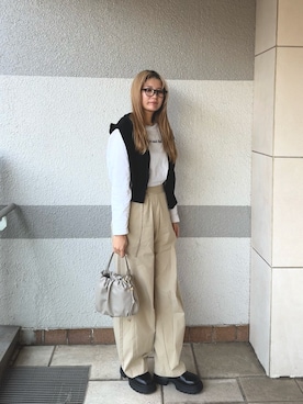 「アイテム（チャーム）」を使った、Rikopiさん（レディース・165cm）の秋コーディネート