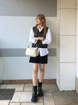 「アイテム（チャーム）」を使った、Rikopiさん（レディース・165cm）の秋コーディネート