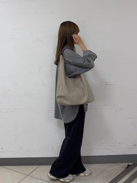 「russet（ラシット）のレザーホーボーバッグ L（ショルダーバッグ、ベージュ系）」を使った、Rikopiさん（レディース・165cm）の夏コーディネート