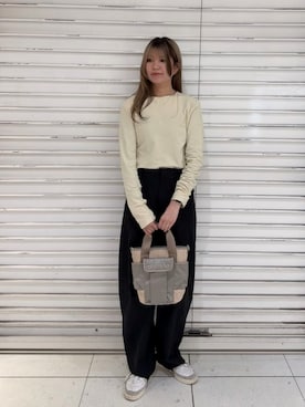 「russet（ラシット）のナイロンラフィア×クラウズナイロン コンビ2WAYミニトートバッグ（ショルダーバッグ、ホワイト系）」を使った、Rikopiさん（レディース・165cm）の春コーディネート