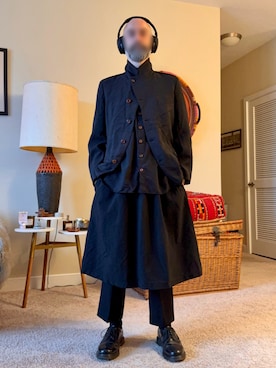 「Dr. Martens（ドクターマーチン）のアイテム（シューズ）」を使った、virginia_gaijinさん（メンズ・171cm）の秋コーディネート