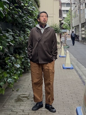 「アイテム（カーゴパンツ、ベージュ系）」を使った、buddhabrandgkさん（メンズ・170cm）の秋コーディネート