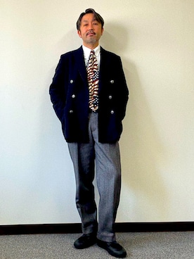 「アイテム（スラックス）」を使った、buddhabrandgkさん（メンズ・170cm）の秋コーディネート