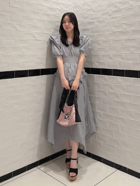 「dazzlin（ダズリン）の【mofusandコラボ】パフスリーブペプラムフレアワンピース（ワンピース、その他）」を使った、momoさん（レディース・159cm）の夏コーディネート