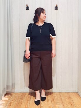 「SHOO・LA・RUE（シューラルー）の【毎日洗える/S-LL】ひらり袖で大人フェミニン 二の腕が隠れる5分袖ニット（ニット/セーター、ブラック系）」を使った、kotomiさん（レディース・160cm）の春コーディネート