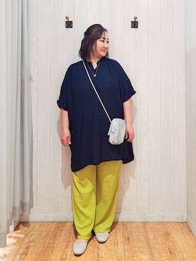 「SHOO・LA・RUE（シューラルー）の【ひんやり/洗濯機可/S-LL】動くたび、ふんわりゆれる 大人のゆるチュニック（チュニック、ブルー系）」を使った、kotomiさん（レディース・160cm）の春コーディネート