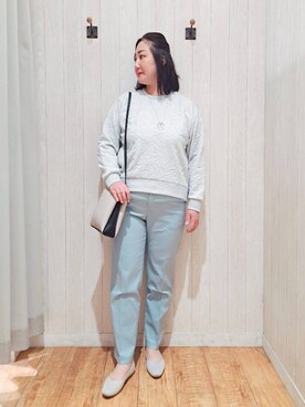 「アイテム（その他シューズ、グレー系）」を使った、kotomiさん（レディース・160cm）の冬コーディネート
