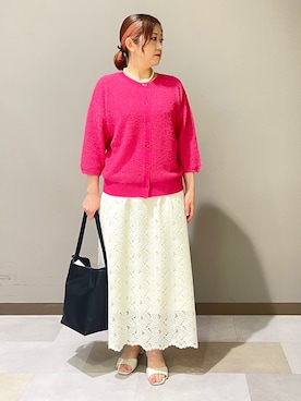 「UNTITLED（アンタイトル）の【前後2WAY】コットン混カールプルオーバー（カーディガン/ボレロ、ピンク系）」を使った、Tomoさん（レディース・153cm）の夏コーディネート