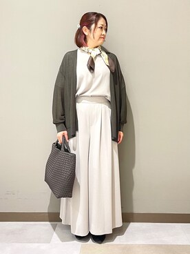 「UNTITLED（アンタイトル）の【日除け・冷房対策に】コットンリネンカーディガン（カーディガン/ボレロ、ブラウン系）」を使った、Tomoさん（レディース・153cm）の春コーディネート