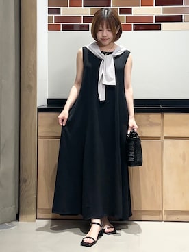 「THE SHOP TK （ザ ショップ ティーケー ）のシアーフライスVカーデ（カーディガン/ボレロ、グレー系）」を使った、かのさん（レディース・147cm）の夏コーディネート