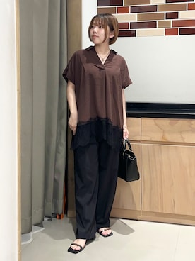 「THE SHOP TK （ザ ショップ ティーケー ）の【ひんやり/体型カバー】裾レース切り替え スキッパーシャツ（シャツ/ブラウス、ブラウン系）」を使った、かのさん（レディース・147cm）の夏コーディネート