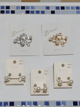 「grove（グローブ）の2WAYビジューパール調ピアス【入卒対応可】（ピアス（両耳用）、ゴールド系）」を使った、satsukiさん（レディース・154cm）の冬コーディネート