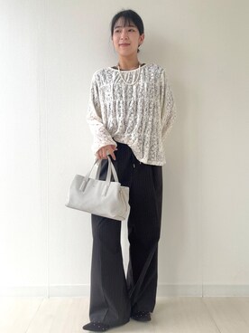 「アイテム（ボストンバッグ、グレー系）」を使った、エヌさん（レディース・158cm）の秋コーディネート