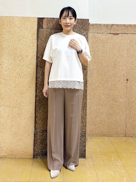 「INDIVI（インディヴィ）の【汗ジミ防止／接触冷感】裾レースドルマンTシャツ（Tシャツ/カットソー、ホワイト系）」を使った、hattoriさん（レディース・152cm）の夏コーディネート