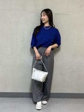 「THE EMPORIUM（ジエンポリアム）の◆星柄/英字新聞柄プリントTシャツ（Tシャツ/カットソー、ブルー系）」を使った、Minaさん（レディース・158cm）の秋コーディネート
