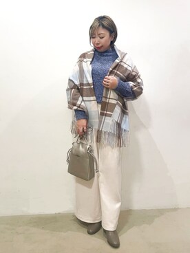 「SHOO・LA・RUE（シューラルー）の柄アソートチェックストール（ストール/ショール、ブラウン系）」を使った、Ricoさん（レディース・155cm）の冬コーディネート