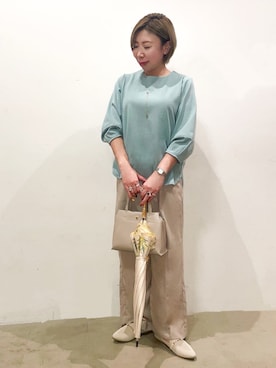 「DRESKIP（ドレスキップ）の【2点セット】大人フェミニン アクセ付き ランタンスリーブトップス（シャツ/ブラウス、グリーン系）」を使った、Ricoさん（レディース・155cm）の春コーディネート