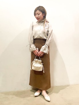 「DRESKIP（ドレスキップ）の【S-LL/前後2WAY/洗濯後しわになりにくい】お袖刺繍レースブラウス（シャツ/ブラウス、ベージュ系）」を使った、Ricoさん（レディース・155cm）の春コーディネート