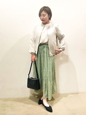 「DRESKIP（ドレスキップ）のさらっと羽織れる ノーカラーブルゾン（ブルゾン、ベージュ系）」を使った、Ricoさん（レディース・155cm）の春コーディネート