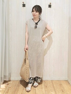 「アイテム（サングラス、イエロー系）」を使った、SAKIさん（レディース・159cm）の夏コーディネート