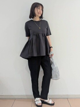 「OPAQUE.CLIP（オペークドットクリップ）の◆ペプラムドッキングカットソー【洗濯機洗い可】（Tシャツ/カットソー）」を使った、Miさん（レディース・160cm）の春コーディネート