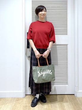 「Dessin（デッサン）の【UVカット/マシンウォッシャブル】6分袖配色ニット（ニット/セーター、レッド系）」を使った、Miyazakiさん（レディース・159cm）の夏コーディネート