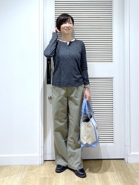 「Dessin（デッサン）のシアーテレコヘンリーネックプルオーバー（Tシャツ/カットソー、グレー系）」を使った、Miyazakiさん（レディース・159cm）の夏コーディネート