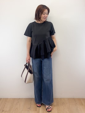 「OPAQUE.CLIP（オペークドットクリップ）のペプラムドッキングカットソー【洗濯機OK】（Tシャツ/カットソー、ブラック系）」を使った、Takeさん（レディース・162cm）の夏コーディネート