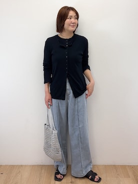 「OPAQUE.CLIP（オペークドットクリップ）のシアーコットンヘンリーネックカットソー【洗濯機OK】（Tシャツ/カットソー、ブラック系）」を使った、Takeさん（レディース・162cm）の夏コーディネート
