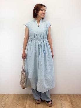 「OPAQUE.CLIP（オペークドットクリップ）のインドコットン刺繍ワンピース【洗える】（ワンピース、ブルー系）」を使った、Takeさん（レディース・162cm）の春コーディネート