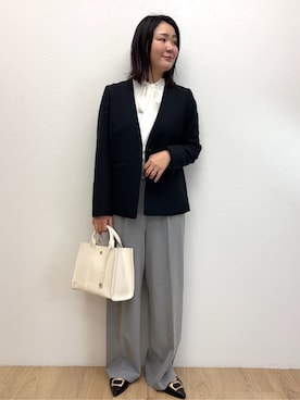 「アイテム（ノーカラージャケット、ブラック系）」を使った、Takeさん（レディース・162cm）の冬コーディネート