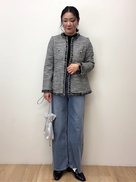 「アイテム（ノーカラージャケット、ブラック系）」を使った、Takeさん（レディース・162cm）の冬コーディネート