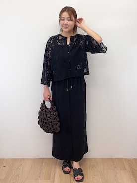 「OPAQUE.CLIP（オペークドットクリップ）の刺繍レースショートブラウス【洗える】（シャツ/ブラウス、ブラック系）」を使った、Takeさん（レディース・162cm）の夏コーディネート