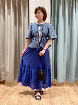「Cutie Blonde（キューティーブロンド）の【前後2WAY/セットアップ可】ライトオンスデニム ペプラムリボントップス（Tシャツ/カットソー、ブルー系）」を使った、きょんさん（レディース・163cm）の春コーディネート