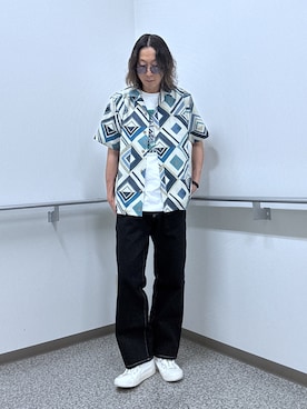 「TAKEO KIKUCHI（タケオキクチ）の【吸汗速乾】タイル柄プリント 半袖シャツ（シャツ/ブラウス、ブルー系）」を使った、おーのさん（メンズ・176cm）の春コーディネート