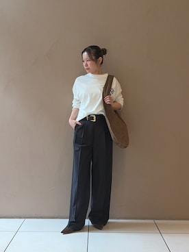 「Drawing Numbers（ドローイング ナンバーズ）の【Drawing Numbers】INSCRIRE/ウェルネスロングスリーブT（Tシャツ/カットソー、ホワイト系）」を使った、yumekaさん（レディース・158cm）の秋コーディネート