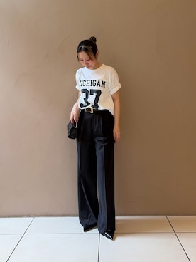 「Whim Gazette（ウィムガゼット）のフロントナンバーTシャツ（Tシャツ/カットソー、ホワイト系）」を使った、yumekaさん（レディース・158cm）の秋コーディネート