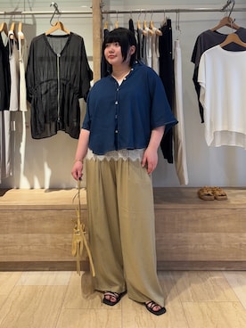 「Jena espace merveilleux(ジェナ エスパスメルヴェイユ)の【抜け感/上品】シアーデニムドルマンシャツ(シャツ/ブラウス、ブルー系)」を使った、eeeeik6さん(レディース・160cm)の夏コーディネート