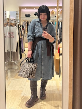 「Jena espace merveilleux（ジェナ　エスパスメルヴェイユ）のテンセルシャツワンピース（ワンピース、ブルー系）」を使った、eeeeik6さん（レディース・160cm）の夏コーディネート