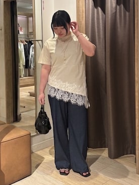 「Jena espace merveilleux(ジェナ エスパスメルヴェイユ)の【1枚でサマになる主役Tシャツ】裾レース切替カットソー(Tシャツ/カットソー、ベージュ系)」を使った、eeeeik6さん(レディース・160cm)の夏コーディネート