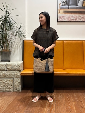 「RODE SKO（ロデスコ）のアイテム（かごバッグ）」を使った、優 月さん（レディース・156cm）の夏コーディネート